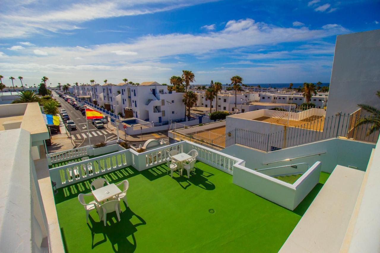 Apartamentos Corona Mar Puerto del Carmen  Exteriör bild